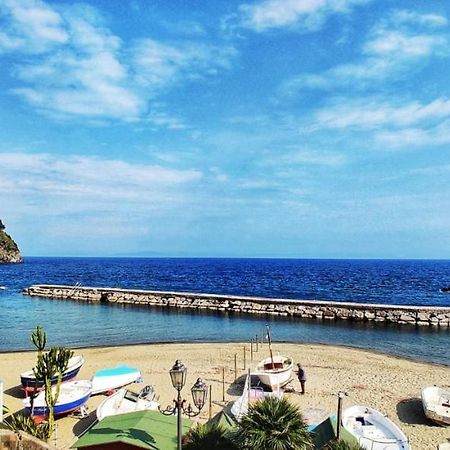 Casa Vacanze Da Serena Lacco Ameno  المظهر الخارجي الصورة