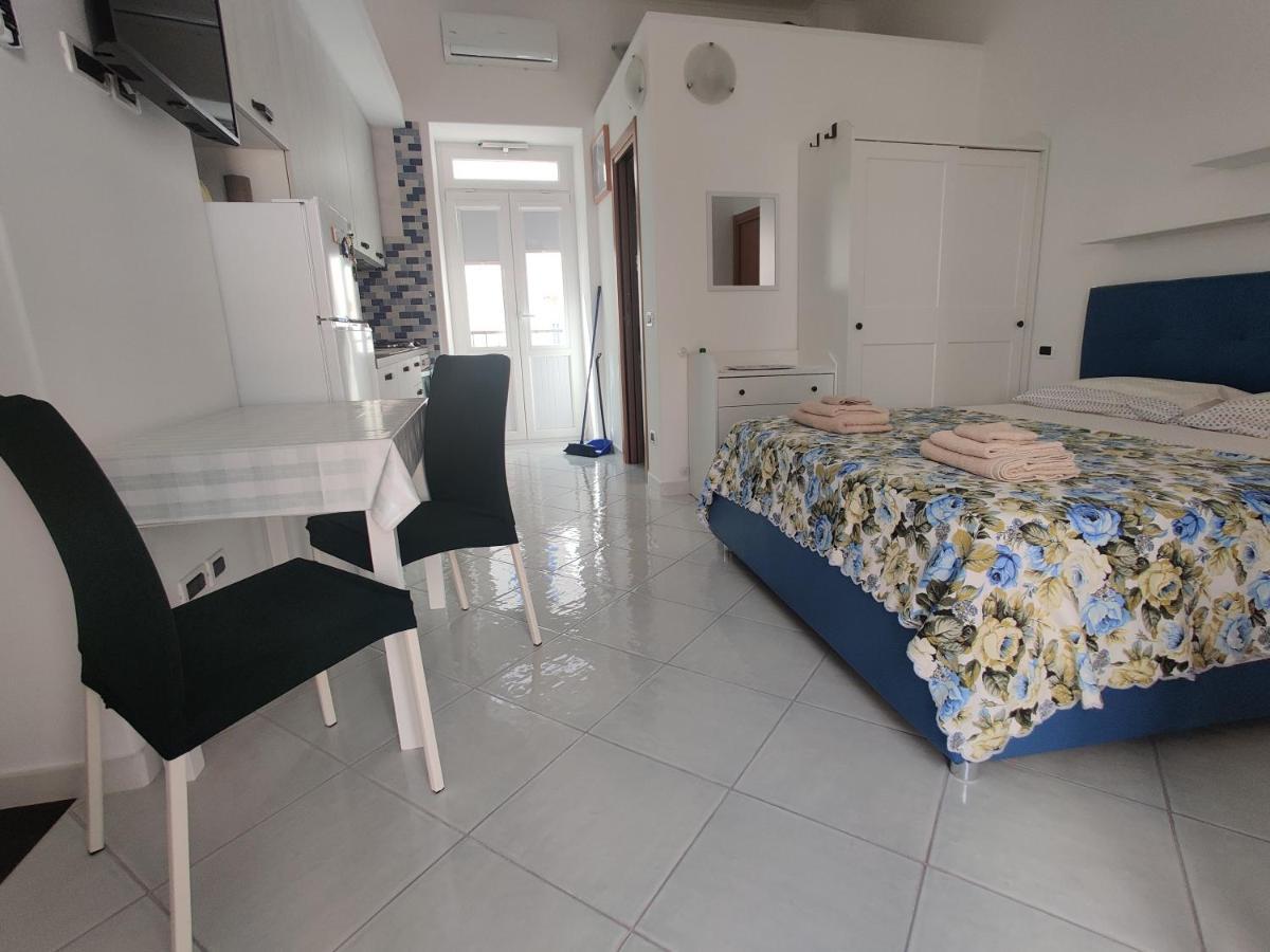 Casa Vacanze Da Serena Lacco Ameno  المظهر الخارجي الصورة