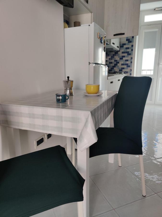 Casa Vacanze Da Serena Lacco Ameno  المظهر الخارجي الصورة