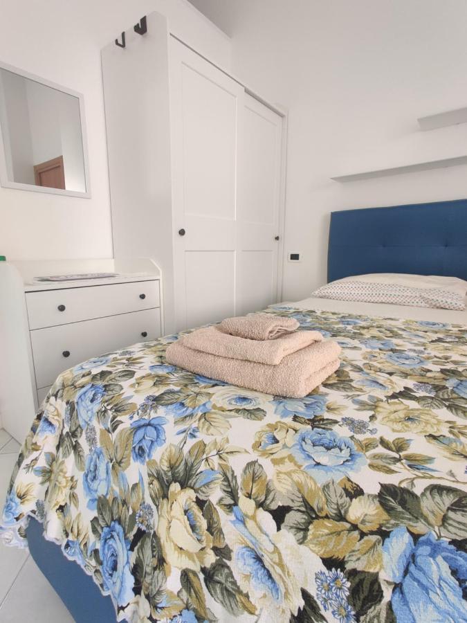 Casa Vacanze Da Serena Lacco Ameno  المظهر الخارجي الصورة